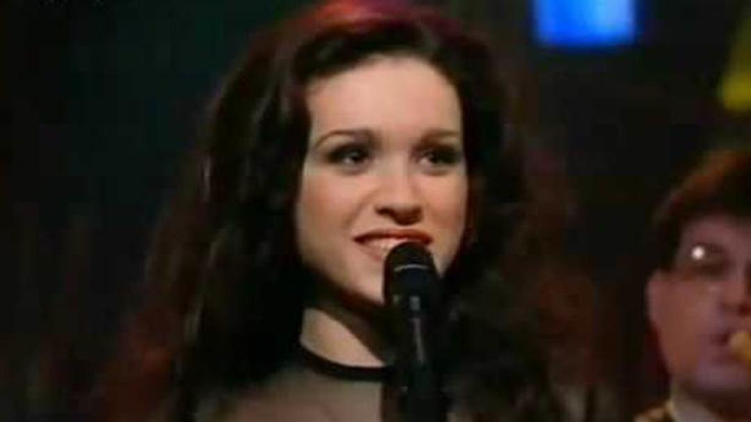 1997 yılında Eurovision'a damgasını vuran Şebnem Paker bakın şimdi ne yapıyor?