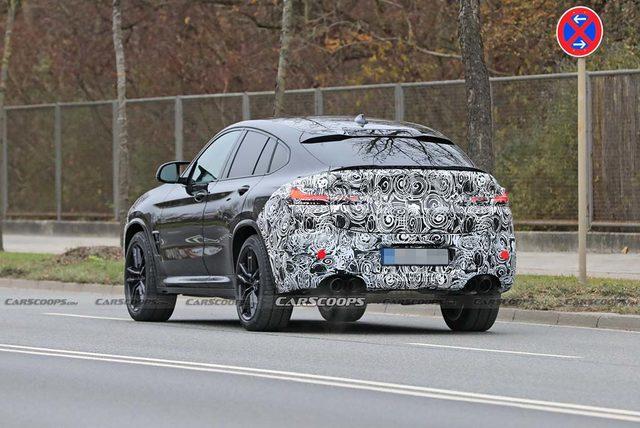 Yeni 2022 BMW X4 M kamuflajlı yakalandı