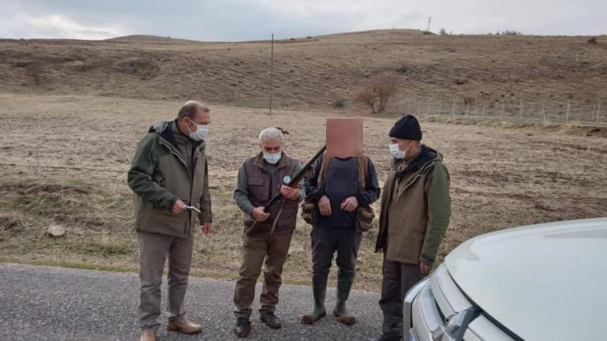 Elazığ&rsquo;da ka&ccedil;ak avlanma ile m&uuml;cadele