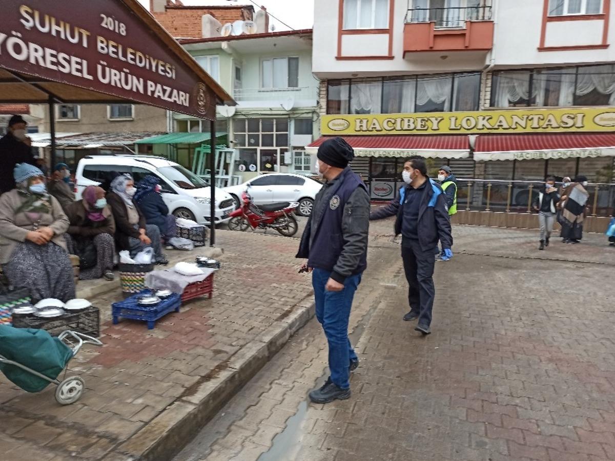 Şuhut&rsquo;ta &rsquo;Y&ouml;resel &Uuml;r&uuml;nler Pazarı&rsquo;nda korona vir&uuml;s denetimi