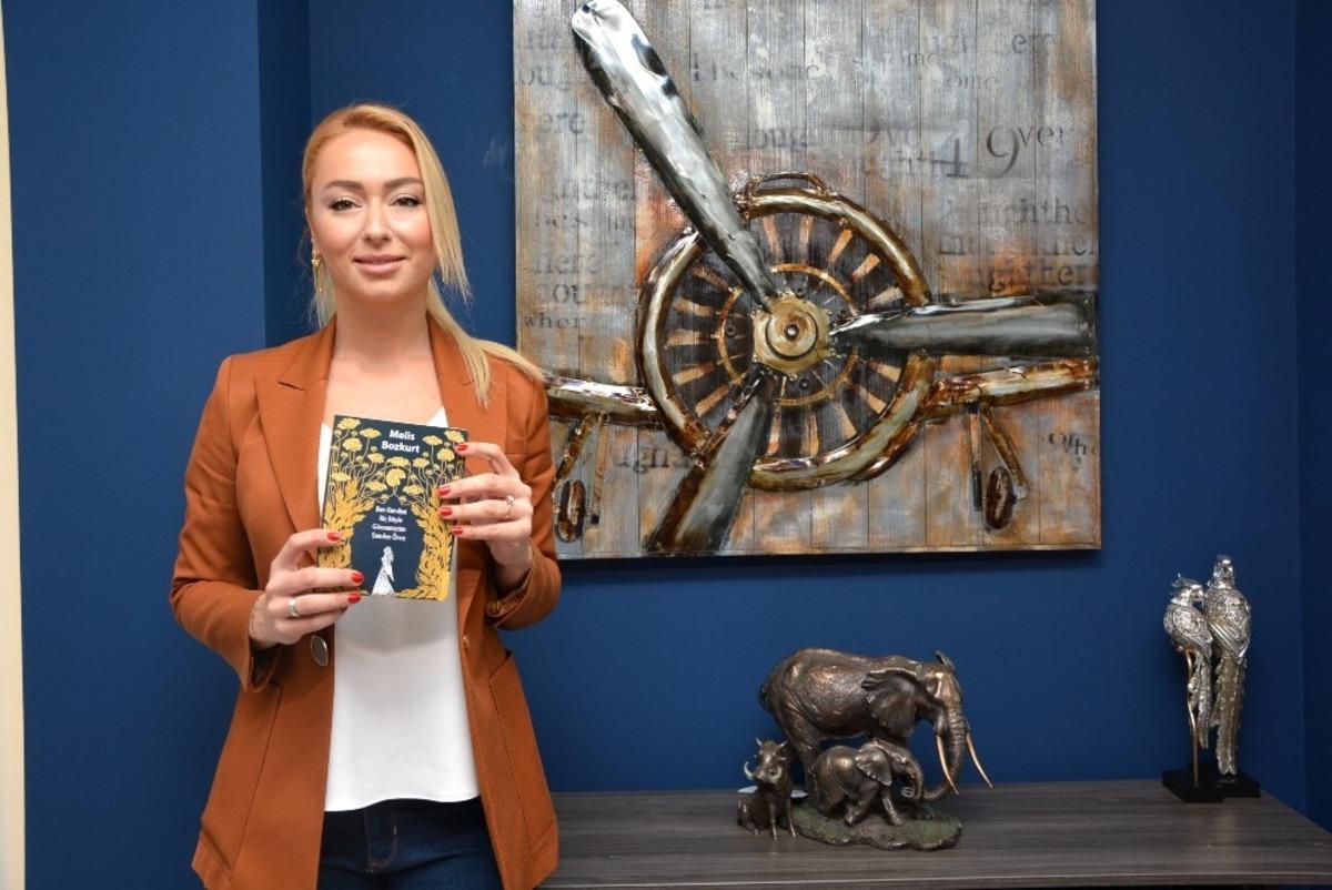 İlk kitabında ayrılık, aşk ve h&uuml;zn&uuml; anlattı