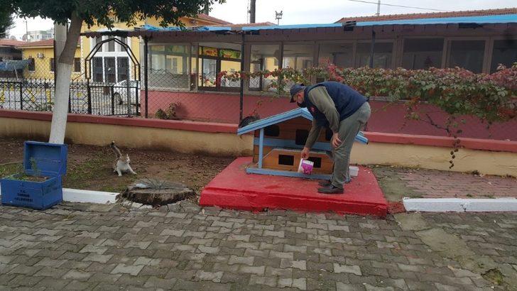Tarsus Belediyesi, sokağa çıkma yasağında sokak hayvanlarını unutmadı G3