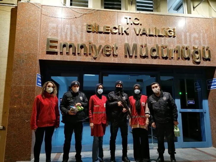 Genç Kızılay gönüllüleri 2 günde 152 aileye ulaştı G2