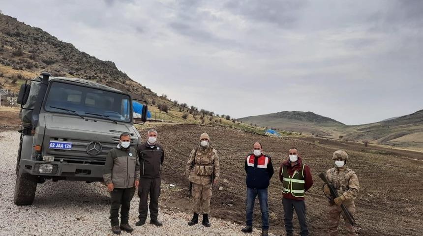 Tunceli&rsquo;de ava giden 2 şahsa sokağa &ccedil;ıkma cezası