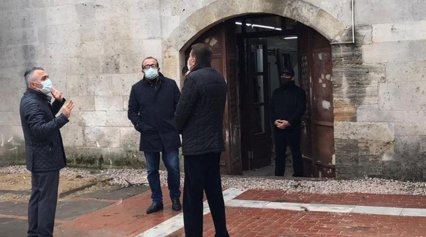 Tarihi Arasta en kısa sürede tekrar hizmet vermeye başlayacak