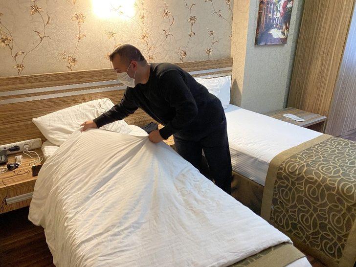 Eyüpsultan’da kimsesiz vatandaşlar otellerde misafir ediliyor G3