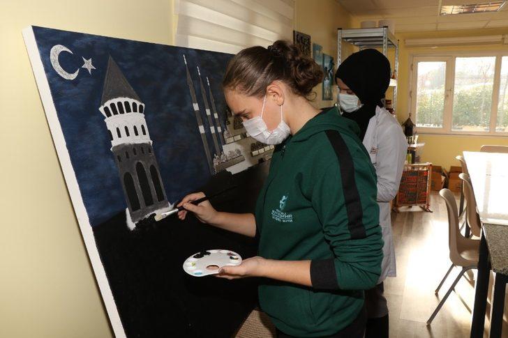 Engelli bireylere korona virüs önlemleri alınarak yüz yüze eğitim veriliyor G1