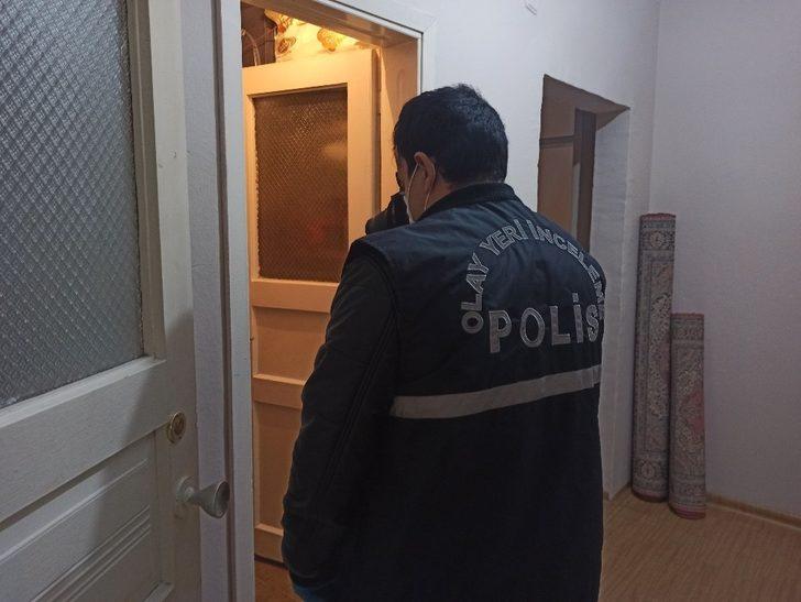 Hırsızlar, girdikleri dairelerden elleri boş ayrıldı G2