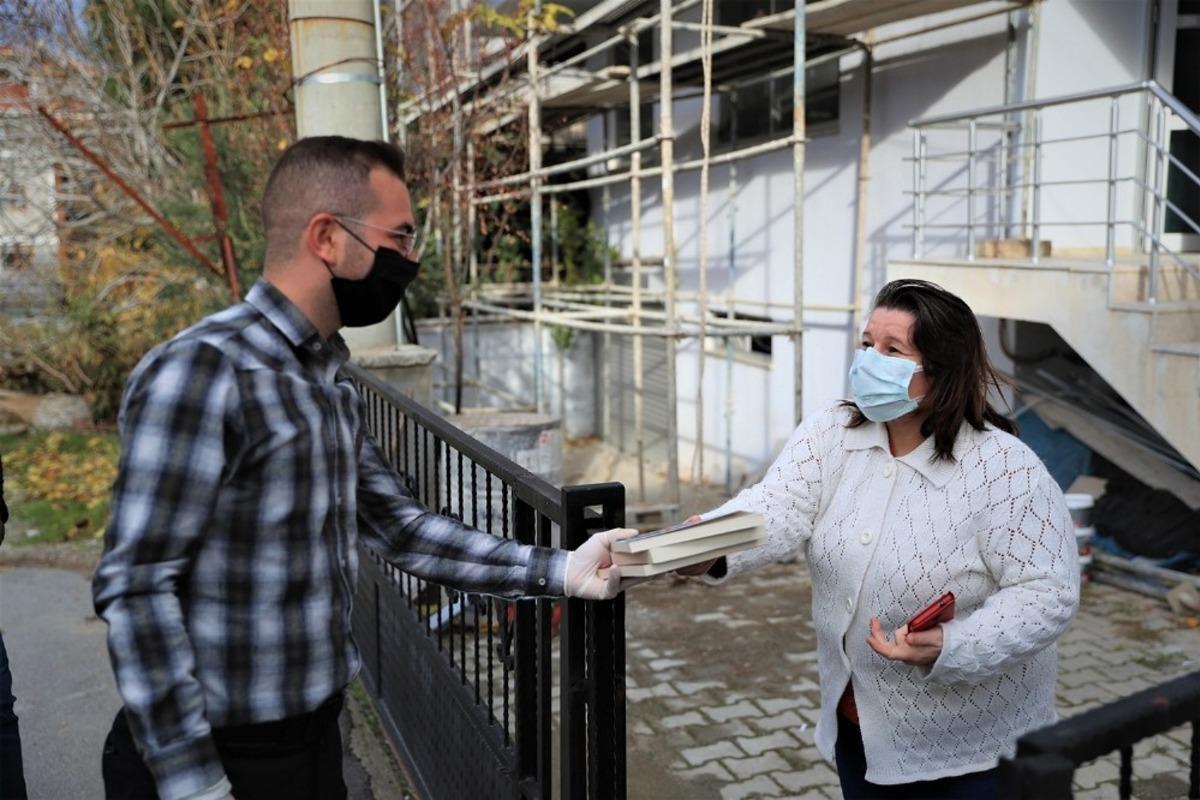 Kısıtlamalar kitap severlere engel olmadı