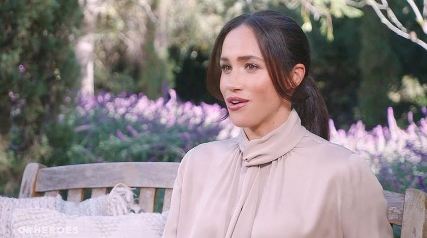 İlk kez kamera karşısına geçti ve övgü yağdırdı!