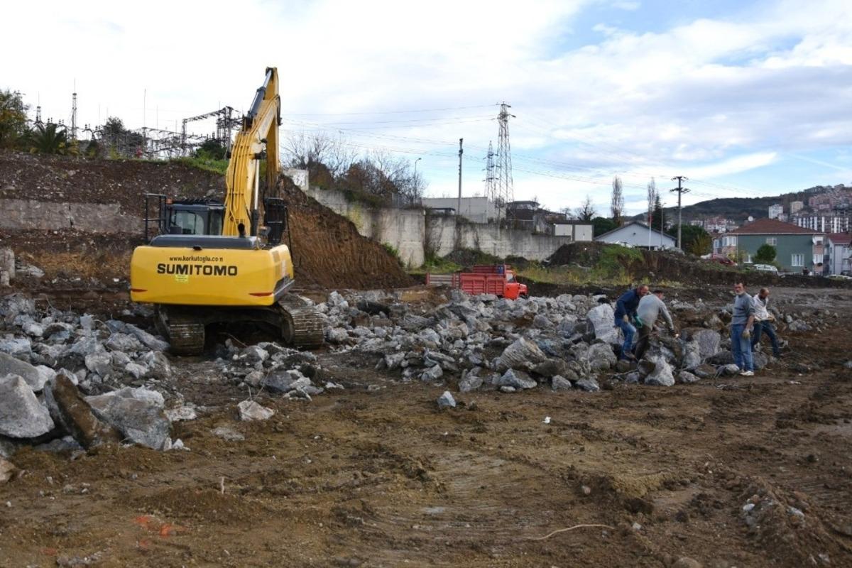 Başkan Bozkurt, kamp&uuml;s &ccedil;alışmalarının başladığını a&ccedil;ıkladı