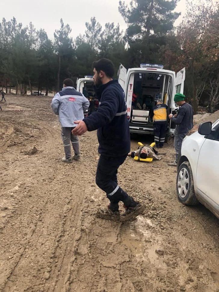 Su çektirmek için çukura inen 3 işçi zehirlenerek öldü G3