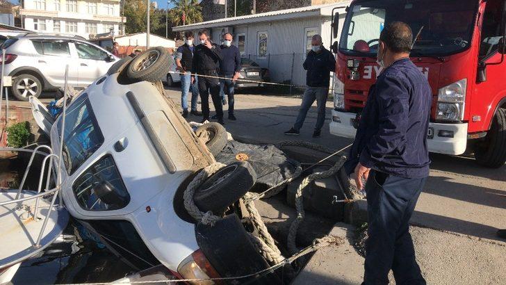 Denize düşmekten son anda kurtuldu G4