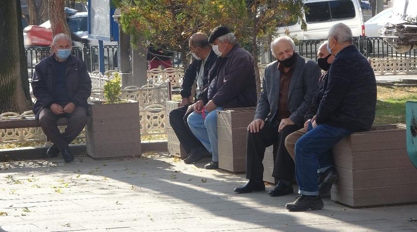 Pandemi kurallarına uymayan 106 kişiye 114 bin 780 TL ceza