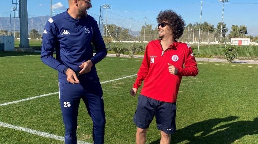 Boffin ile fenomen Marul Kafa kapıştı