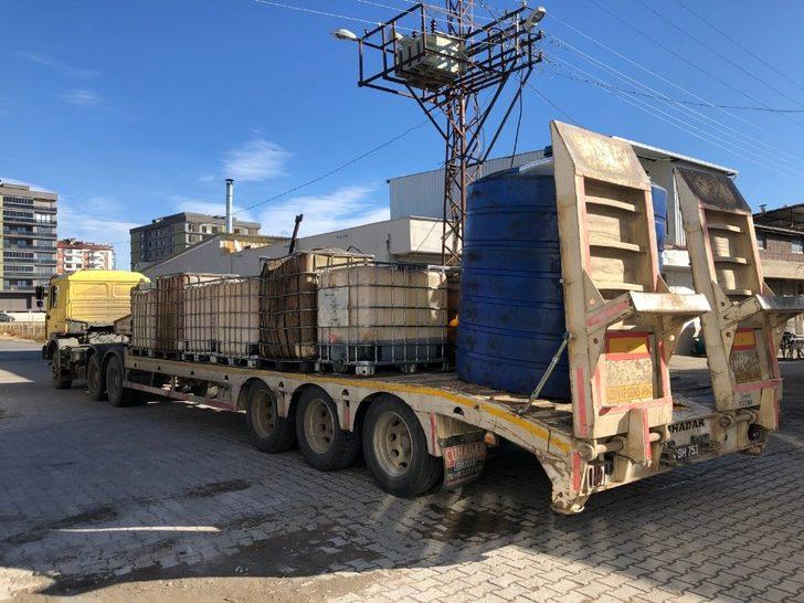 Uşak’ta 3 bin 630 litre kaçak akaryakıt ele geçirildi G2