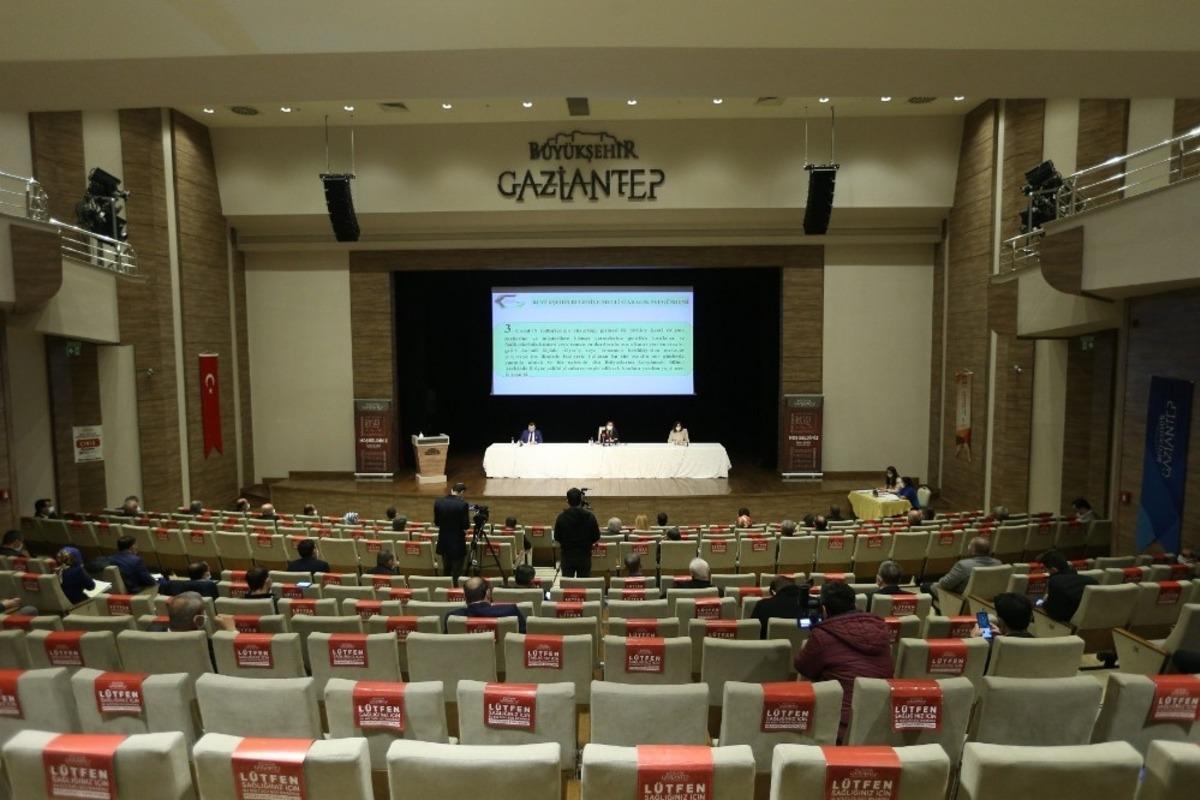 D&uuml;zbağ ve Gaziray projeleri b&uuml;y&uuml;kşehir meclis &uuml;yelerinden takdir topladı