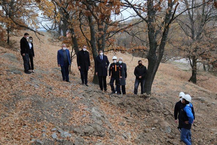 Köydeki kaya düşme tehlikesi ortadan kaldırıldı G2