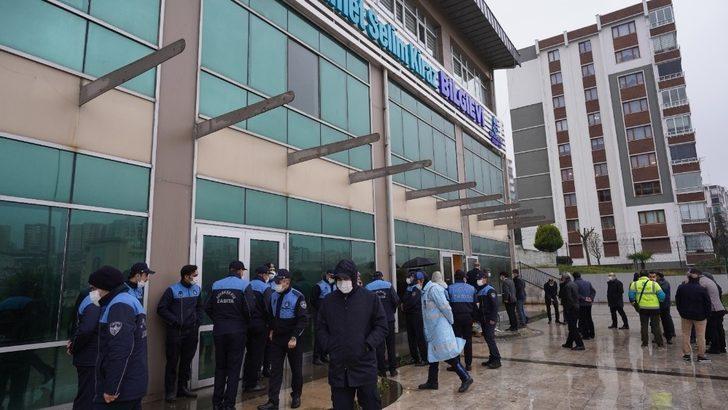 İBB zabıtasından akıl almaz uygulama, kilidi kırıp içeri girdiler G2