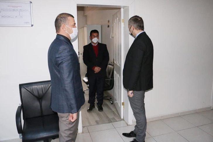 Hizan Kaymakamı Yelek’ten İlçe Milli Eğitim Müdürlüğü’ne ziyaret G3