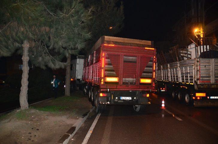 Samsun’da tır ağaca çarptı: 1 yaralı G3