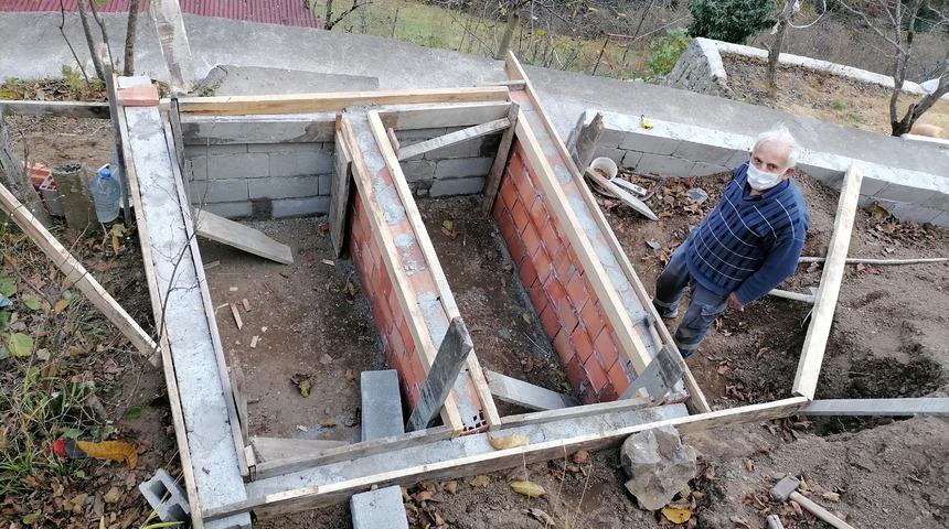 Trabzon'da ilginç olay: 'Salgın var ölebilirim' diyerek kendi mezarını kazdı