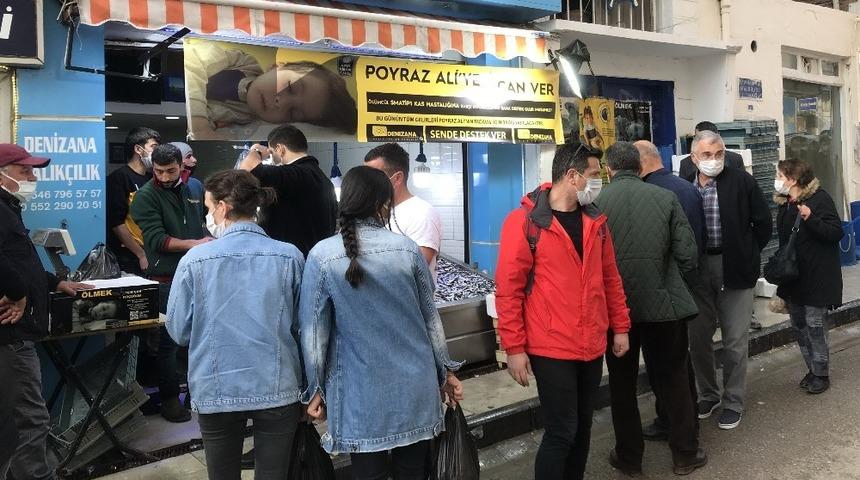 Poyraz Ali için 3,1 ton hamsi satıldı