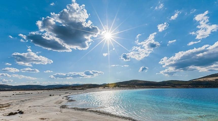 Salda gölü nerede, özellikleri nedir, nasıl oluşmuştur?
