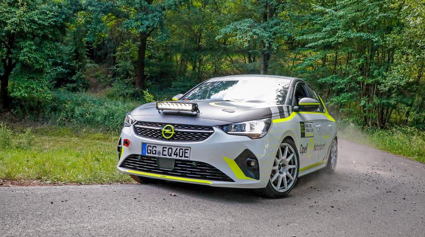 Opel Corsa-e yarış için hazır!