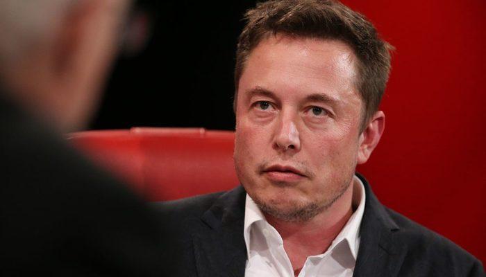 Elon Musk Cyberpunk 2077'yi Twitter'dan eleştirdi