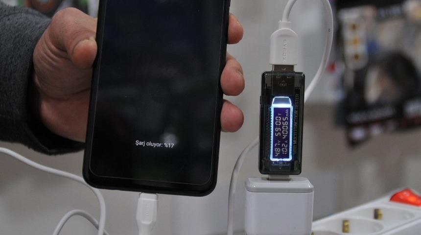 Şarj aleti alırken akım değeri hayati &ouml;nem taşıyor