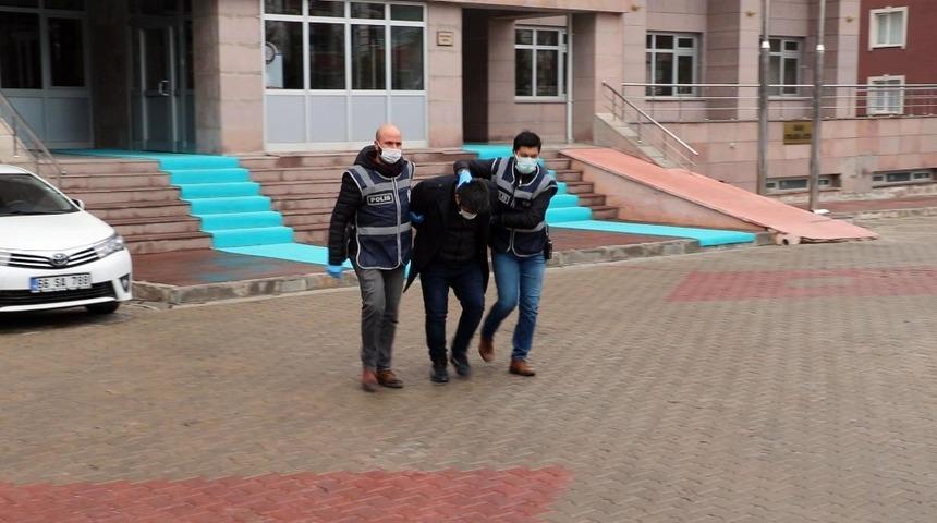 Sapık FET&Ouml; firarisi yakalandı