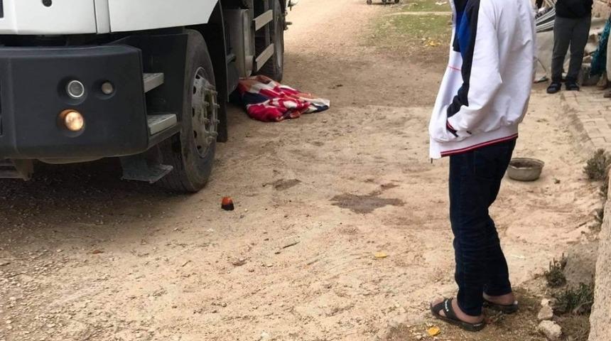 Mardin&rsquo;de kamyonun altında kalan yaşlı kadın hayatını kaybetti
