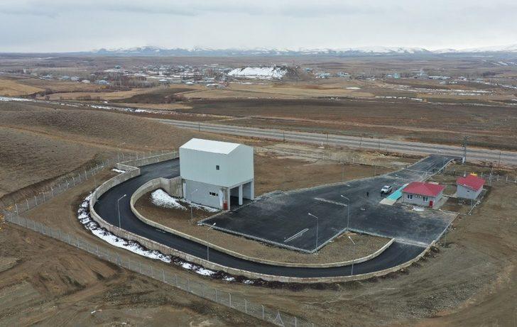 Van Büyükşehir Belediyesi iki ilçenin çöp sorununu bitiren tesisi tamamladı G1