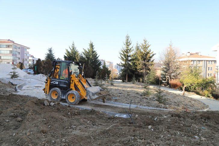 Çankaya Belediyesinden eski parklarını yenileme çalışması G3