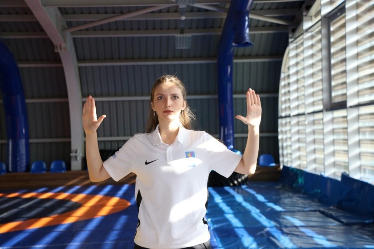 Salgın d&ouml;neminde anneler i&ccedil;in &ccedil;evrimi&ccedil;i egzersiz