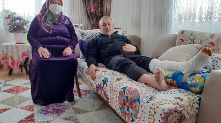 Motosikletlinin &ccedil;arptığı adam "&ouml;z&uuml;r" bekliyor