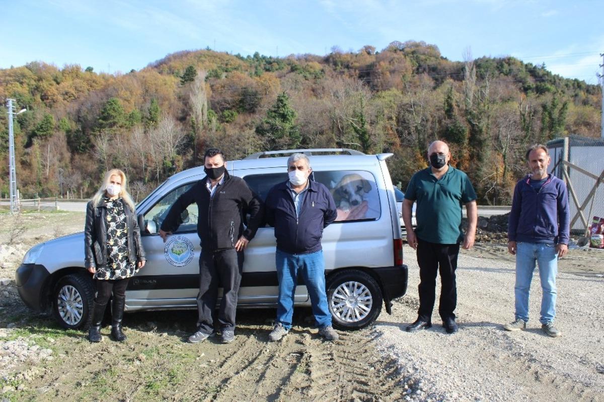 Gurbet&ccedil;ilerden derneğe ara&ccedil; hibesi