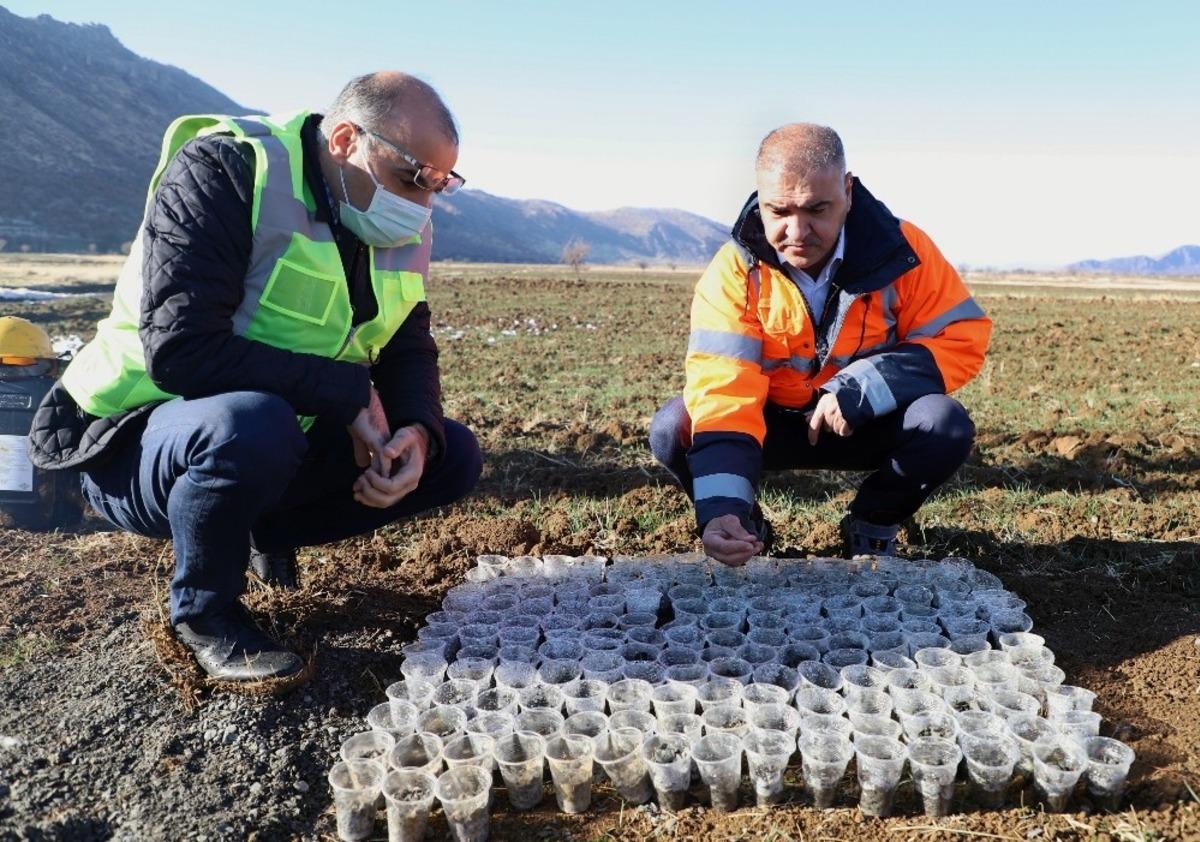 Diyarbakır B&uuml;y&uuml;kşehir Belediyesi kırsal mahallelerin su sorununu &ccedil;&ouml;z&uuml;yor