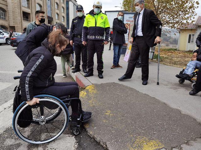 Karabük’te engellilerin ’kaldırım’ tepkisi