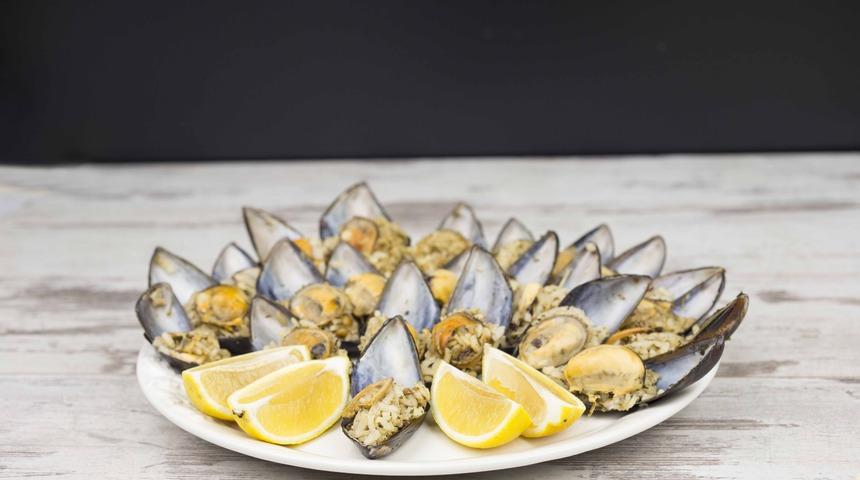 Ev Yapımı Midye Dolma 