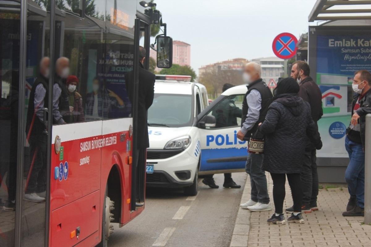 Eşinin HES kodu ile otob&uuml;se binmeye &ccedil;alıştı, alınmayınca ortalığı birbirine kattı