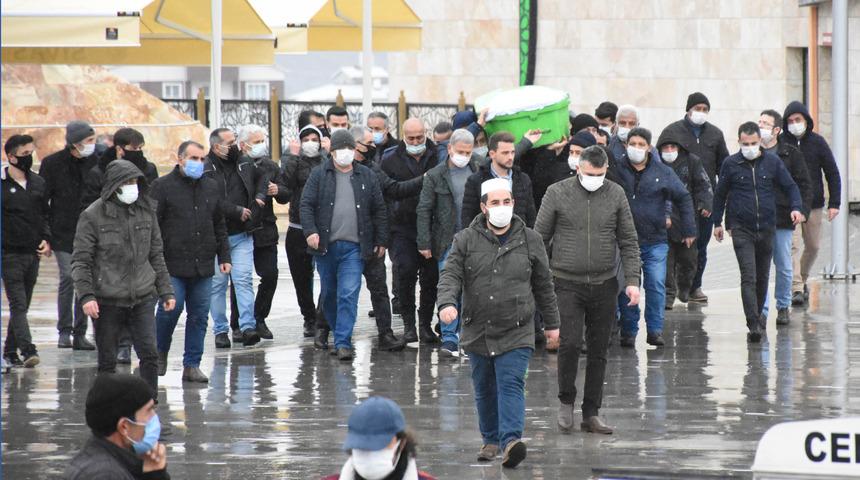 12 yaşındaki kız çocuğunun ölümü kahretmişti: Babası kızdığı için intihar etmiş