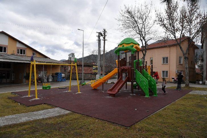 Isparta’da 42 parka yeni çocuk oyun alanı kuruluyor G4