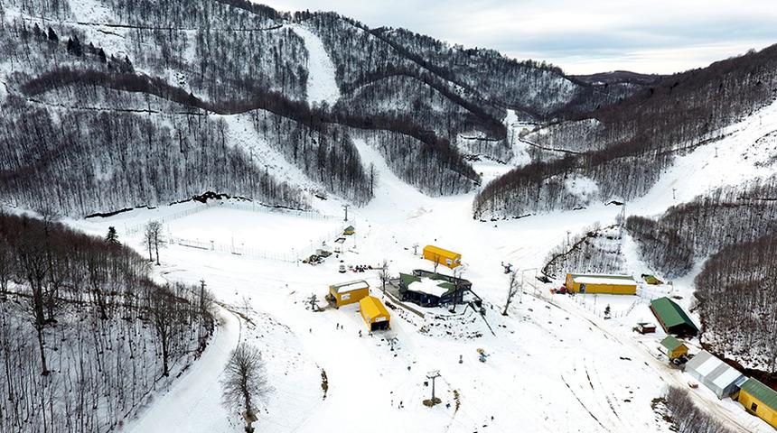 Kartepe nerede, nereye bağlı, yüksekliği nedir? Piknik alanları nerede, giriş ücreti nedir?