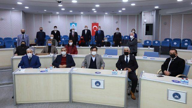 Başkan Işıksu: “Esnafımız ayakta durursa, Adapazarı’mız da ayakta durur”