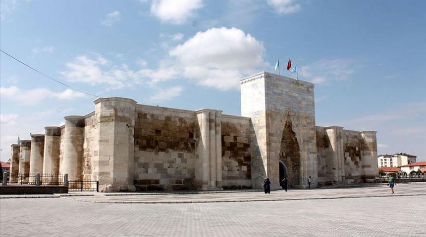 Aksaray nerede, ne zaman il oldu, nüfusu kaç?