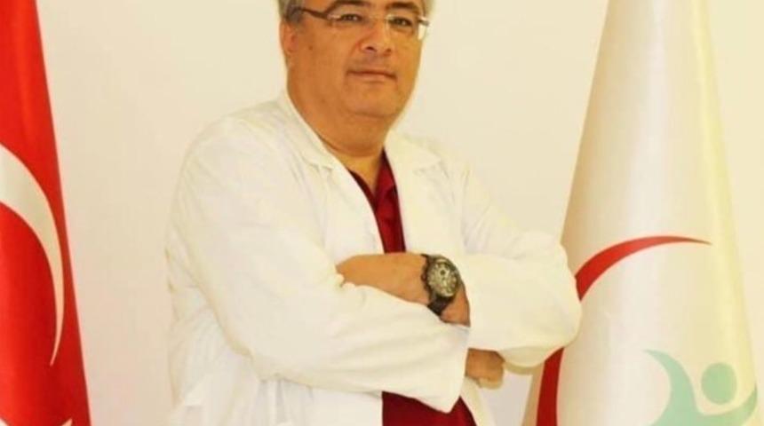 Koronavir&uuml;s tedavisi tamamlandıktan sonra rahatsızlanan doktor hayatını kaybetti