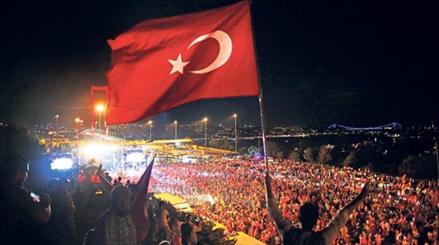 Cumhurbaşkanı Erdoğan ile ilgili gündemi sarsacak 15 Temmuz iddiası!