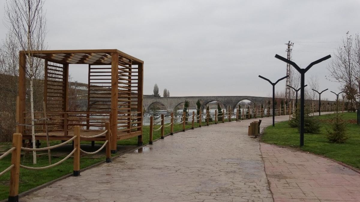 Tarihi Murat K&ouml;pr&uuml;s&uuml; devlet yatırımıyla turizme kazandırılıyor